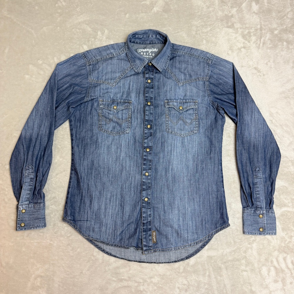 Wrangler Retro Premium Denim Western Shirt Women M Blue Pearl Snap Cowgirl Rodeo